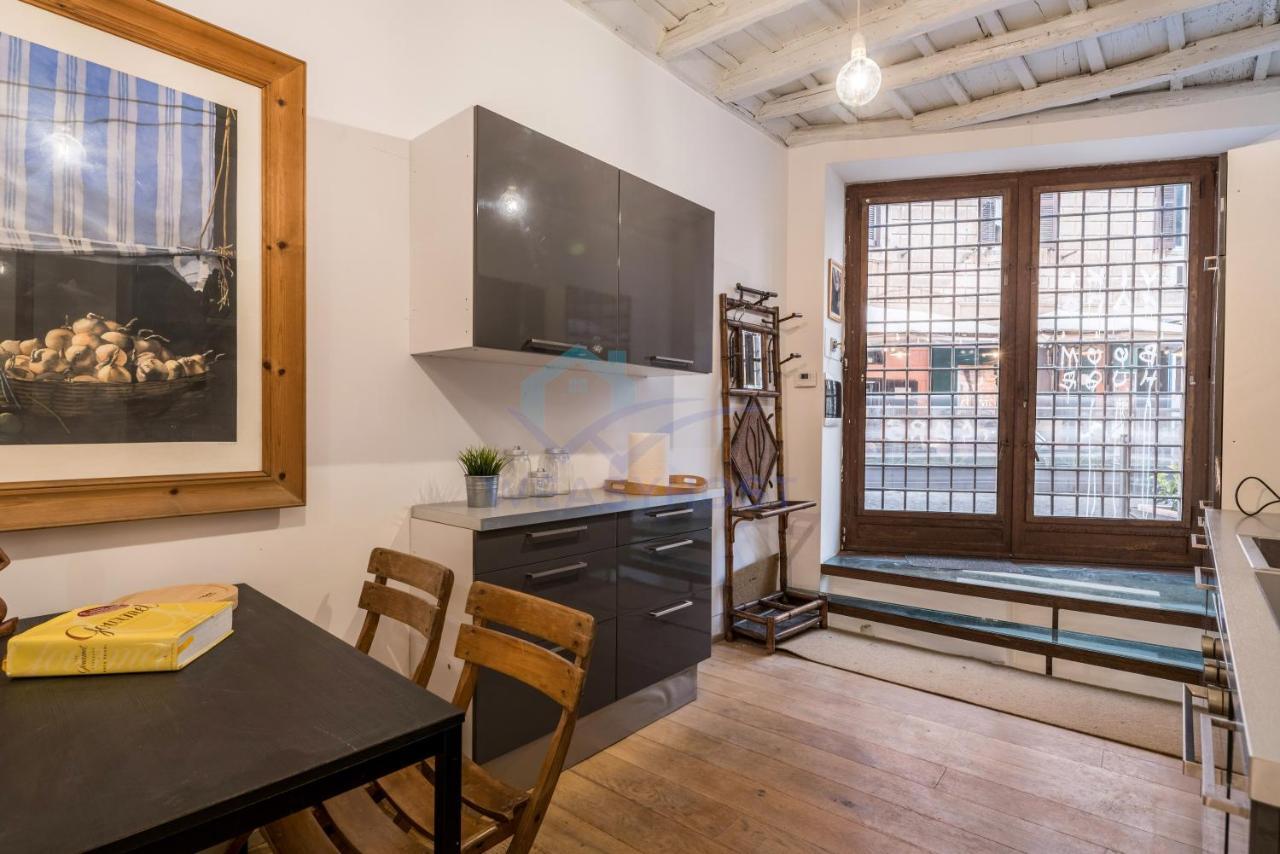 רומא Cozy Entire Apt Close To Piazza Trilussa מראה חיצוני תמונה